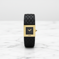 Chanel Matelasse · 18K Yellow Gold