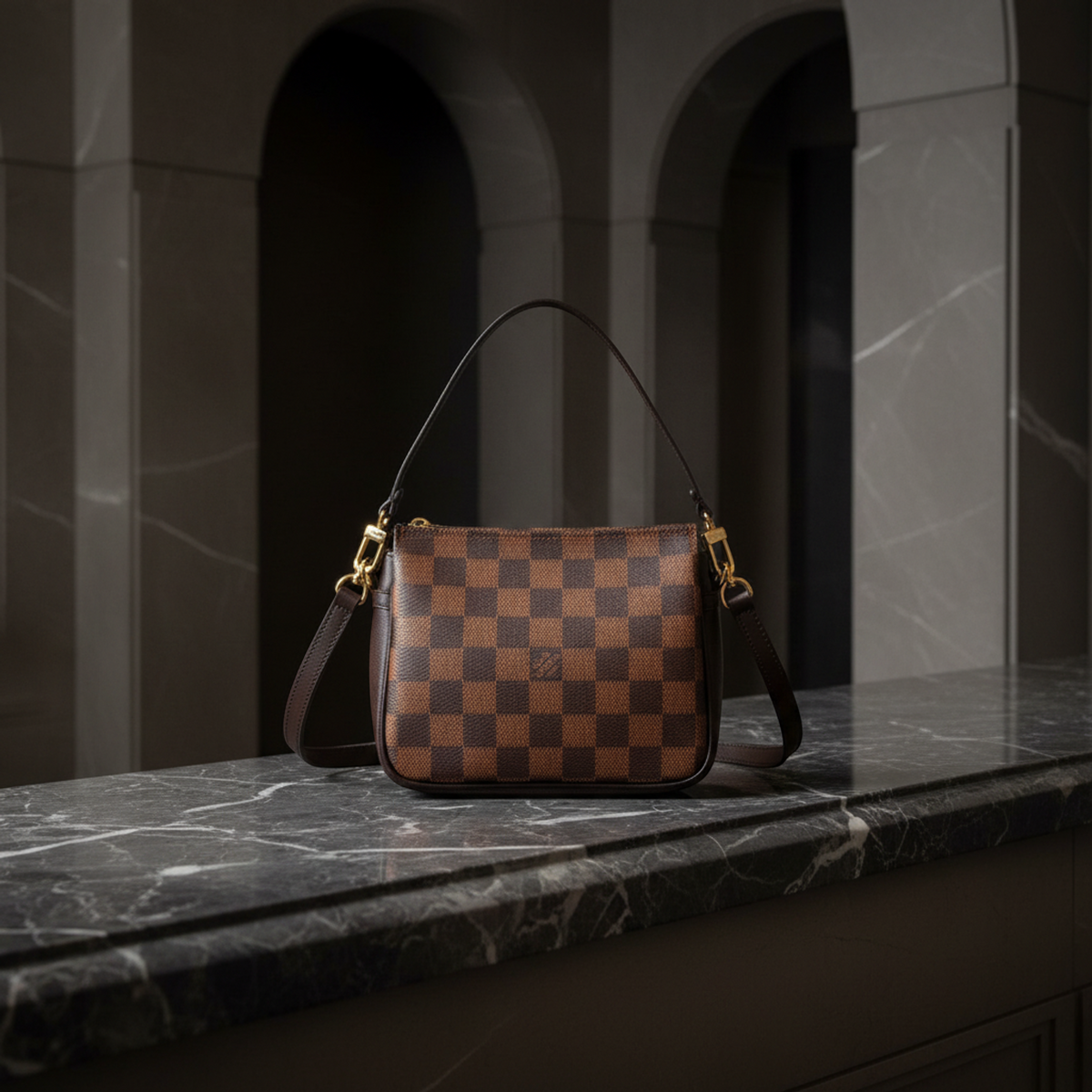 Louis Vuitton Damier · Makeup Pouch