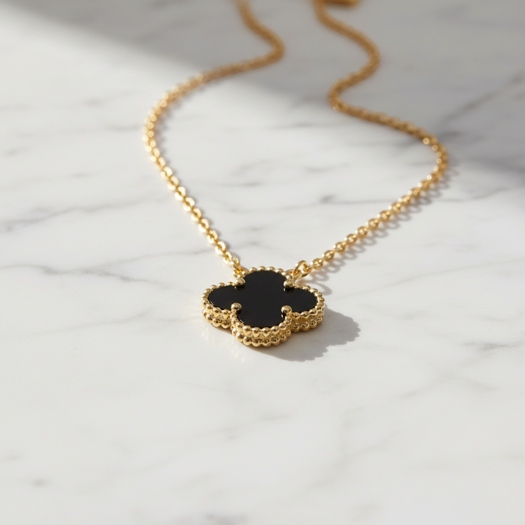 Van Cleef & Arpels Vintage Alhambra · Onyx
