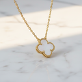 Van Cleef & Arpels Vintage Alhambra · MOP