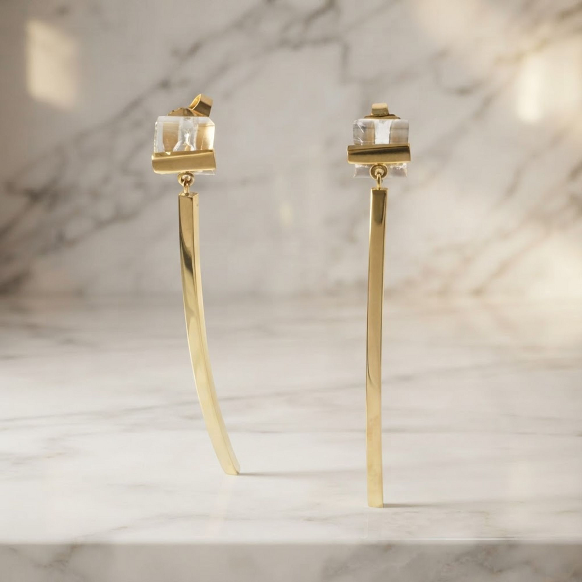 Tiffany T · T-Bar · 18K Yellow Gold