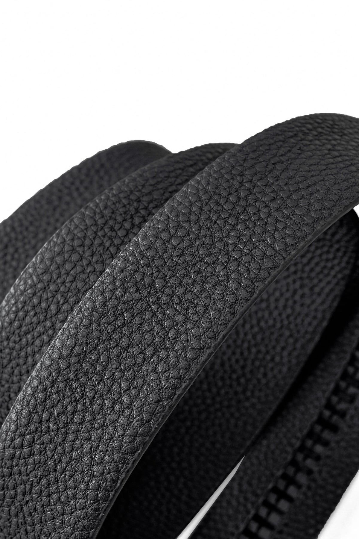 Pebbled Leather Lion Auto BKL Belt – Blackout Ed. BLACK/BLACK
