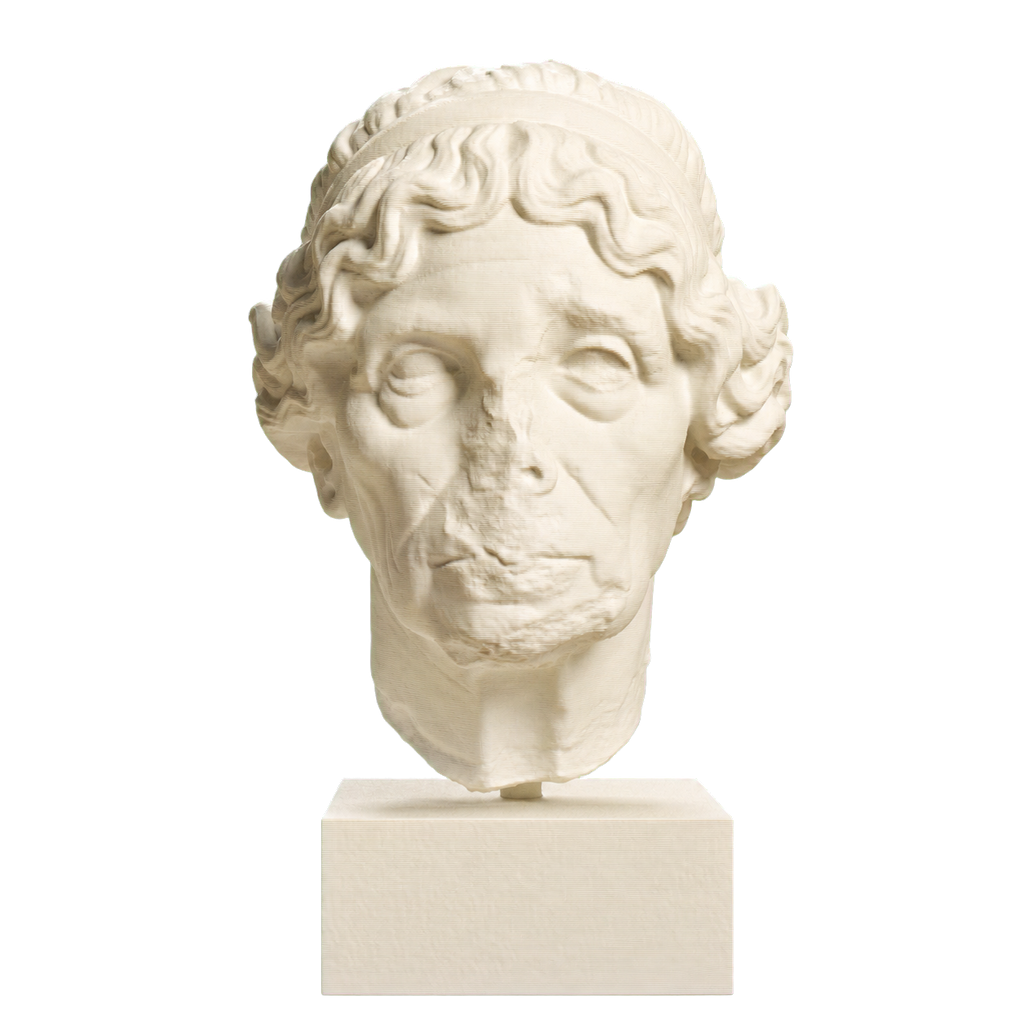 Elderly woman Lysimache