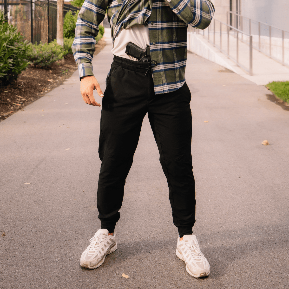Carrier Traveler Joggers