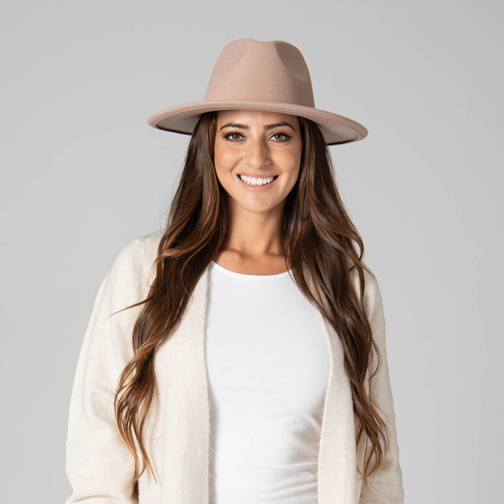 Women's Faux Felt Fedora W/ Gold Chain Trim
