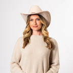 Cattleman's Crease Cowboy with Feathered Ends