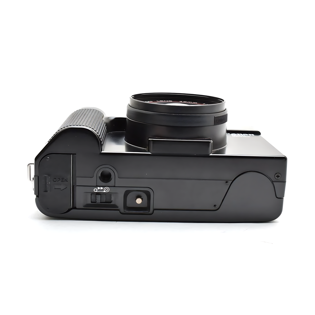 Canon AF35ML Super Sure Shot 35mm Point and Shoot Film Camera w/ 40mm f/1.9 Lens