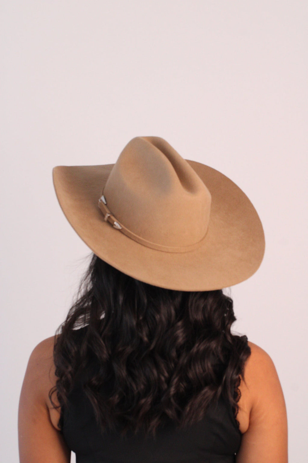 Mustang - Chestnut