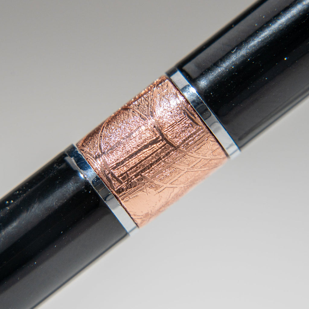Genuine Muonionalusta Meteorite Pen (Rose)