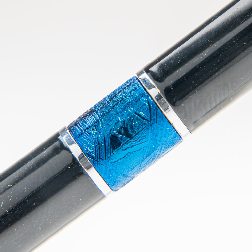 Genuine Muonionalusta Meteorite Pen (Blue)
