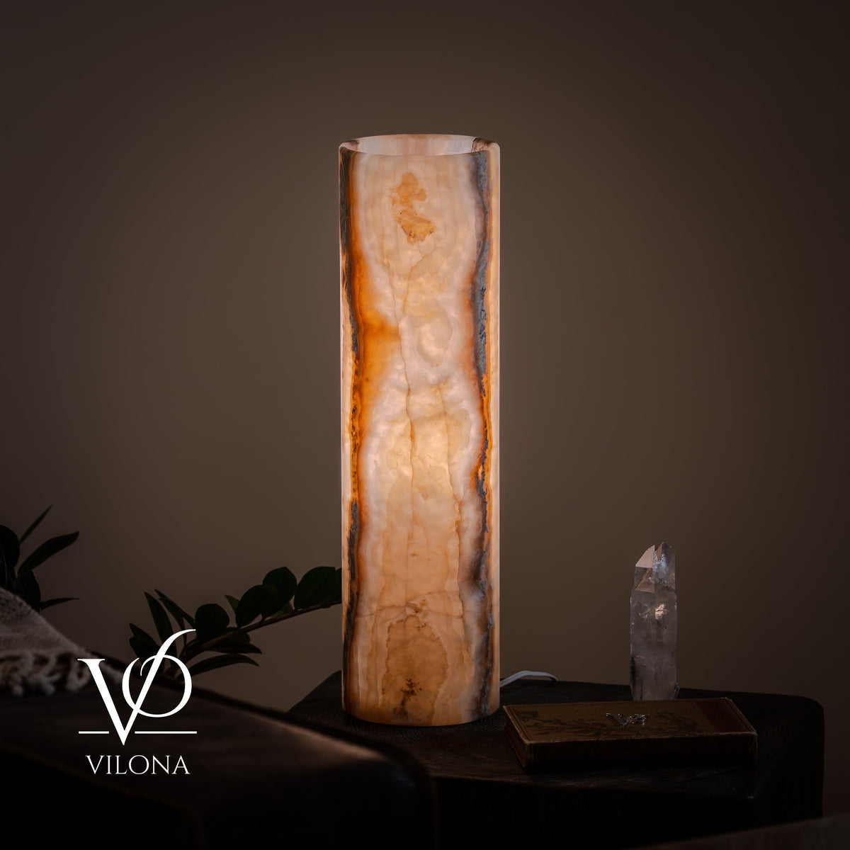 White Ice Onyx Cylinder Table Lamp – 20″ Tall × 5.5″ Diameter