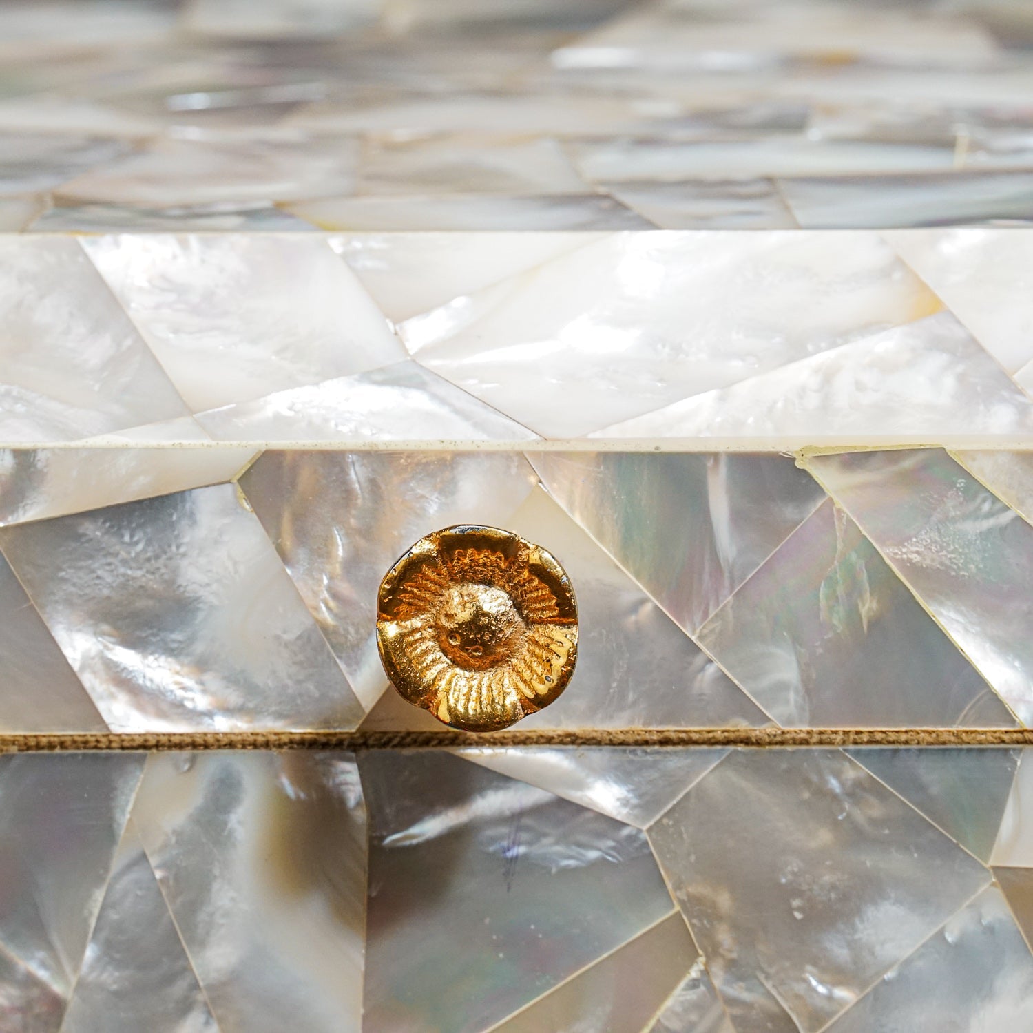 Genuine Large Mother of Pearl Jewelry Box (9.5 lbs)