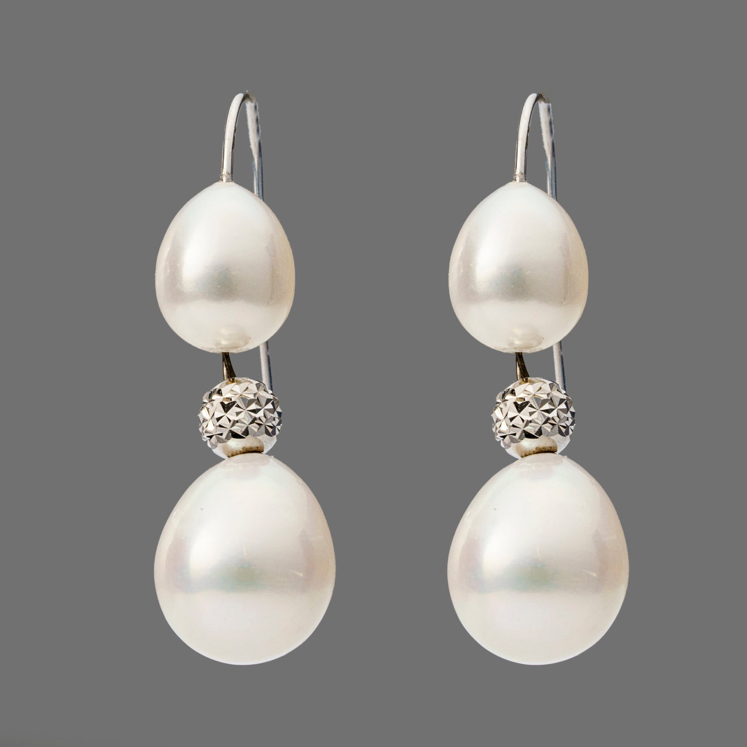 Freshwater Pearl Drop Earrings