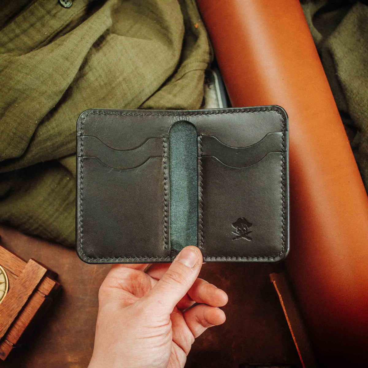 Pirate Goods Buccaneer – Slim Leather Bifold Wallet