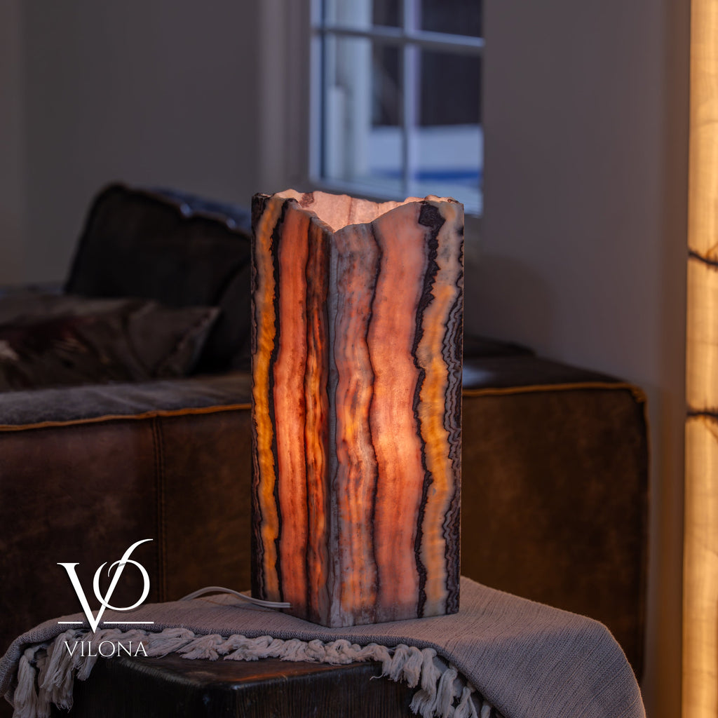 Rosa Onyx Live Edge Table Lamp – 16" Tall × 6" Square #1