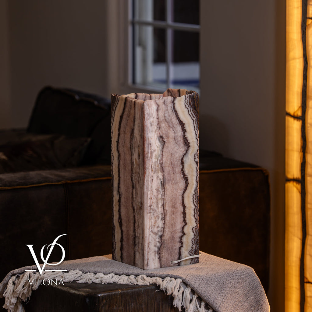 Rosa Onyx Live Edge Table Lamp – 16" Tall × 6" Square #2