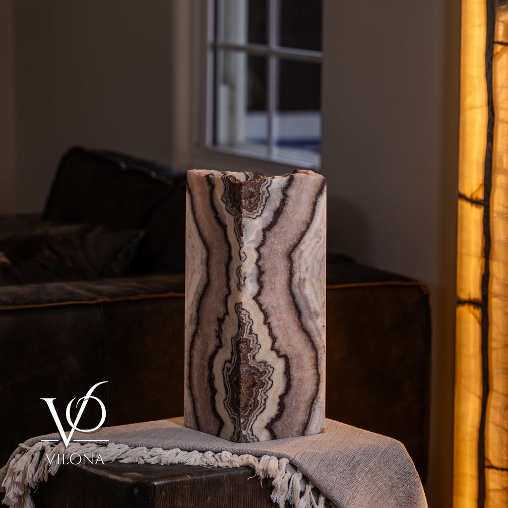 Rosa Onyx Live Edge Table Lamp – 16" Tall × 6" Square #3