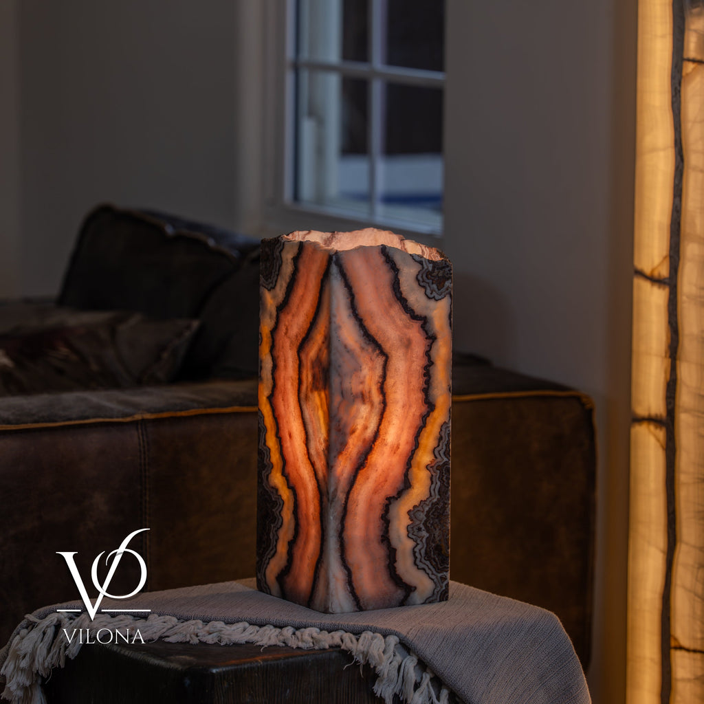 Rosa Onyx Live Edge Table Lamp – 16" Tall × 6" Square #3