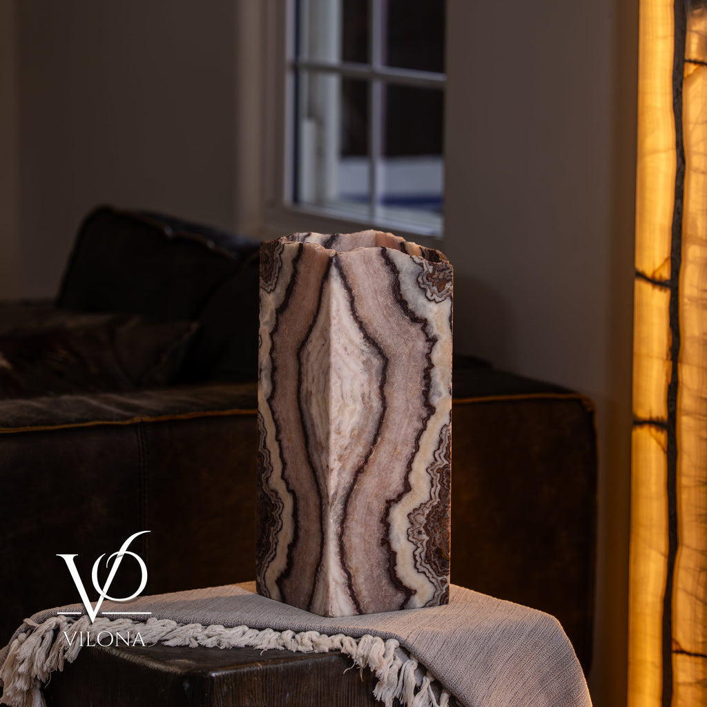 Rosa Onyx Live Edge Table Lamp – 16" Tall × 6" Square #3