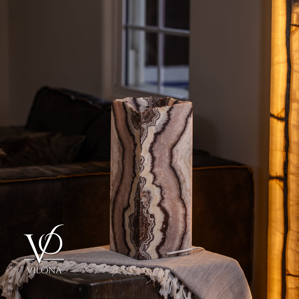 Rosa Onyx Live Edge Table Lamp – 16" Tall × 6" Square #3