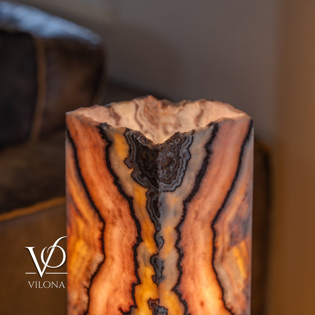 Rosa Onyx Live Edge Table Lamp – 16" Tall × 6" Square #3