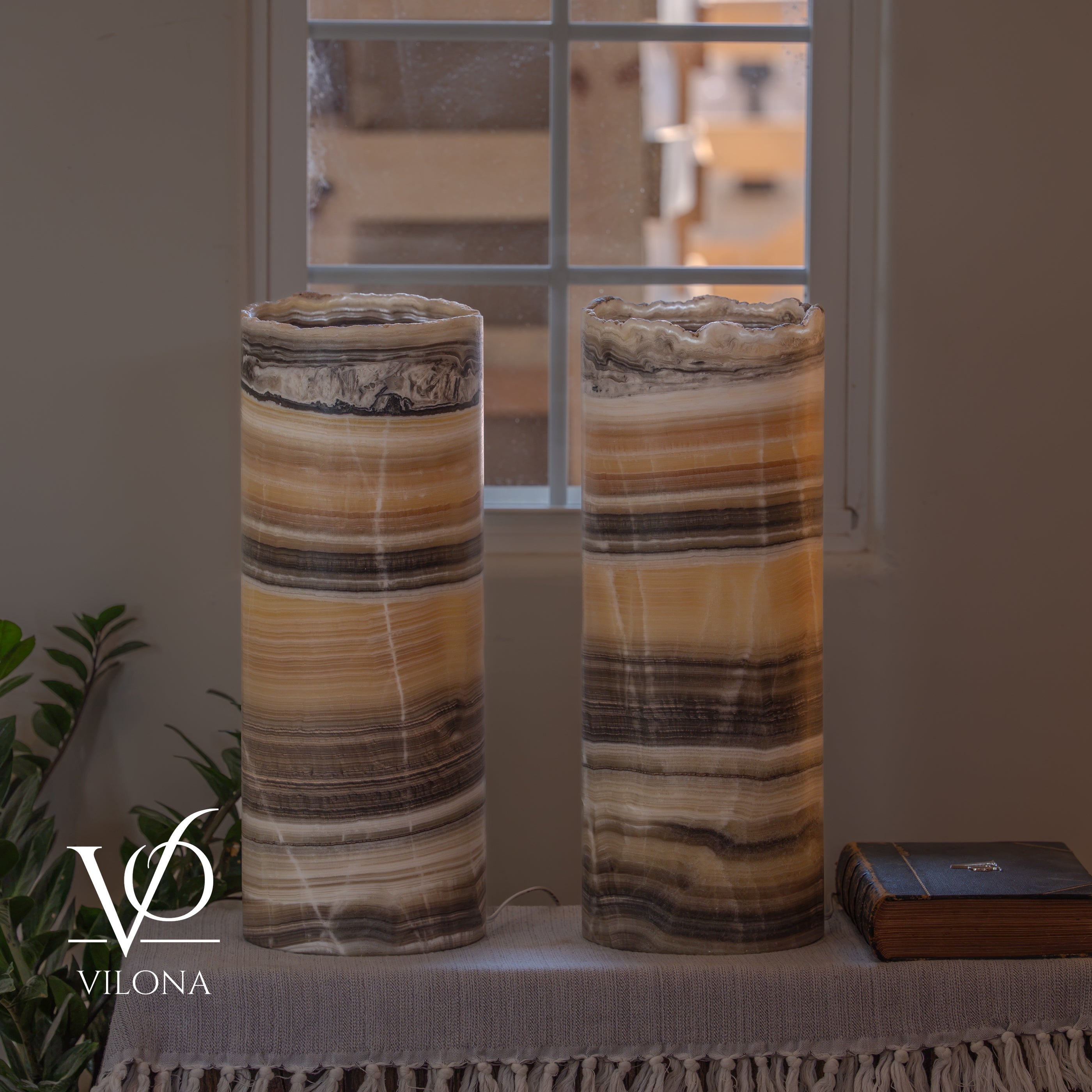 Honeycomb Onyx Live Edge Table Lamp Pair #1