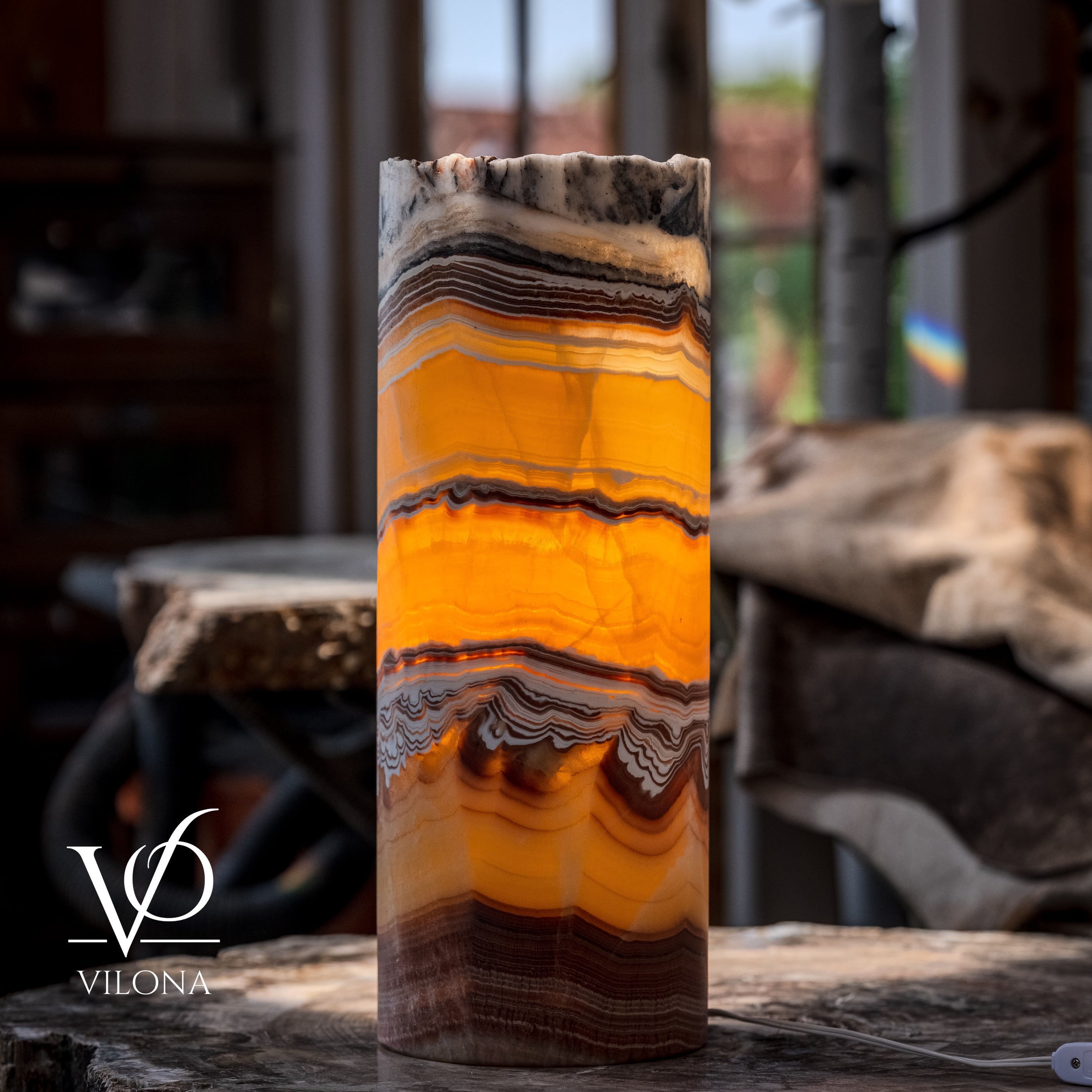 Miami Sunset Onyx Cylinder Live Edge Table Lamp #1