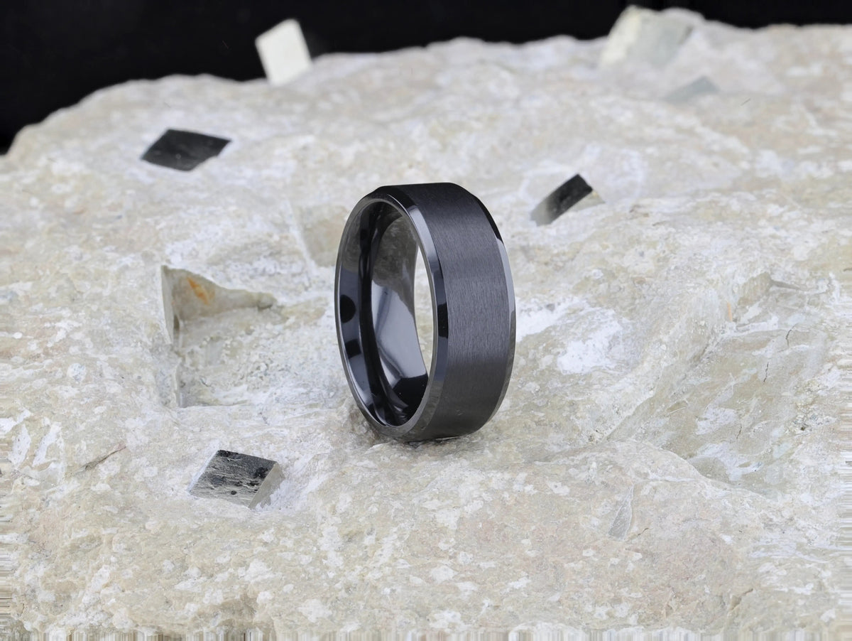 ELYSIAN Black Titanium Ring with Polished Beveled Edges and Brushed Center – 8mm