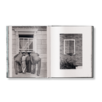 Elliott Erwitt: Last Laughs