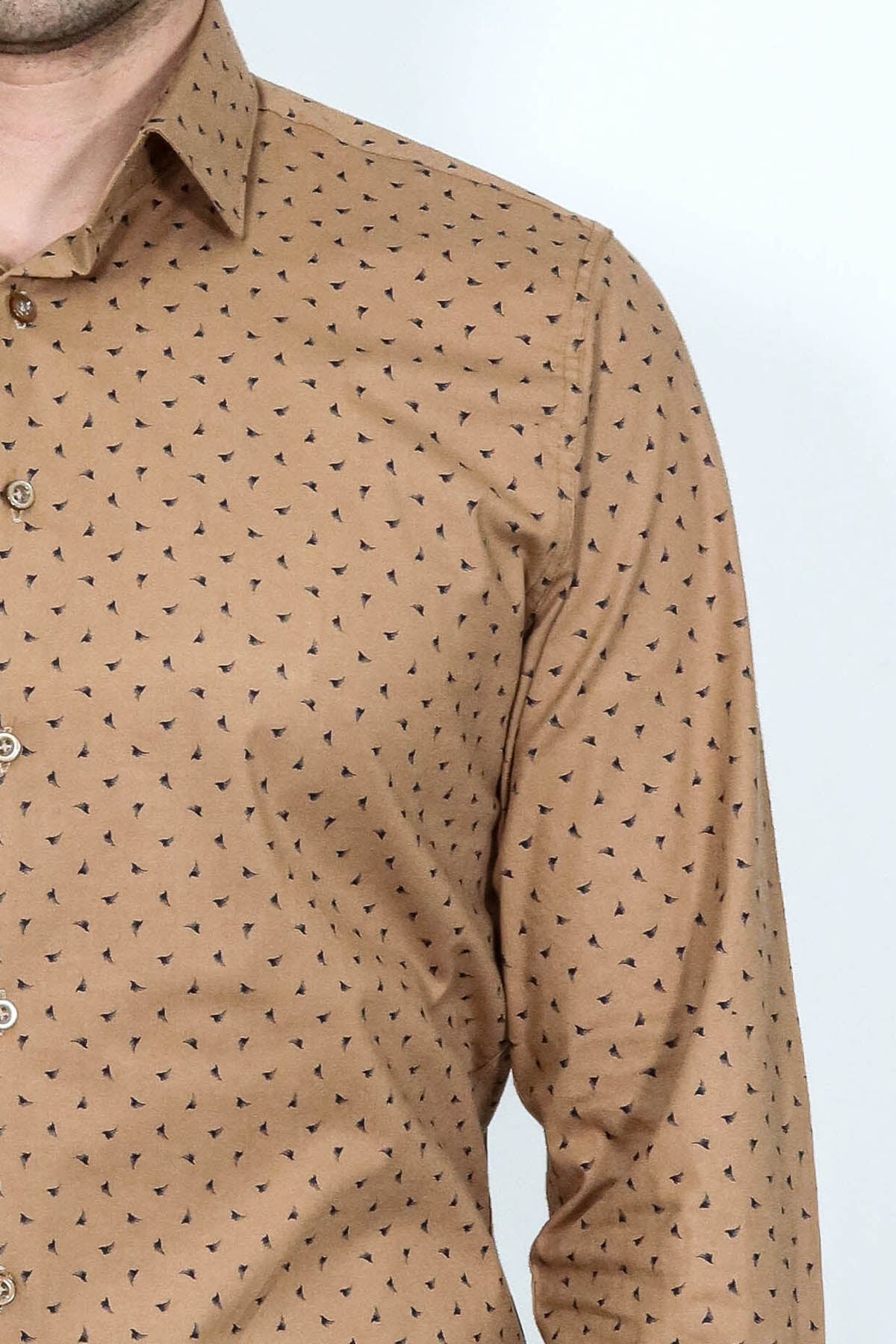 Men’s Beige Shirt with Minimal Black Pattern – Wessi