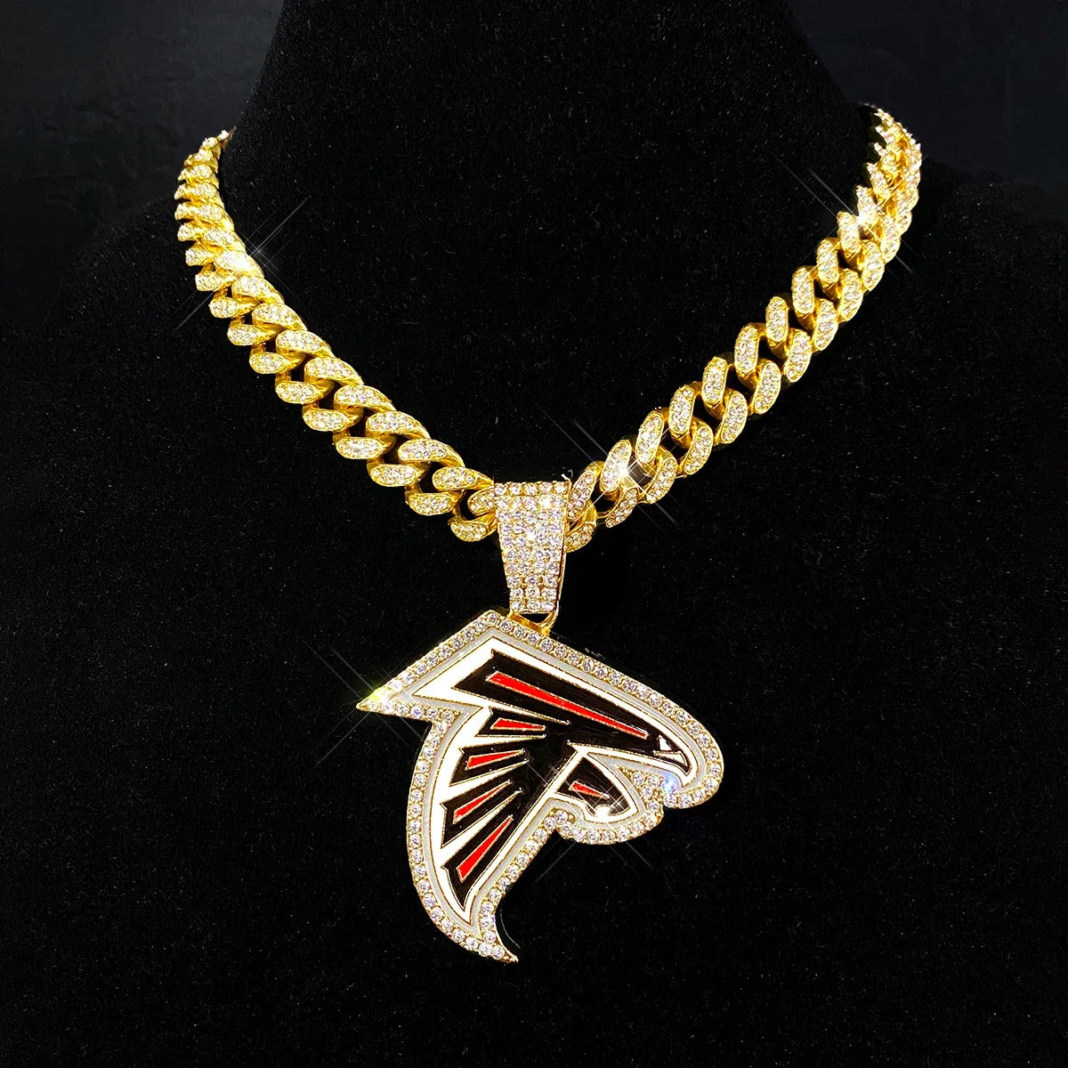 Sports LOGO Pendant Necklace with Iced Out Cuban Chains for Football Fans