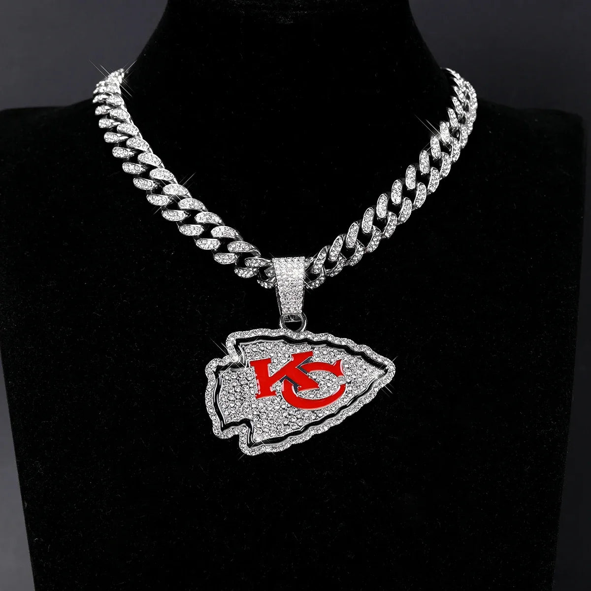 Sports LOGO Pendant Necklace with Iced Out Cuban Chains for Football Fans