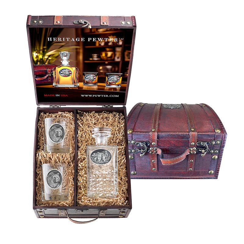 Grizzly Bear Heritage Decanter and 2 Glasses with Chest Box