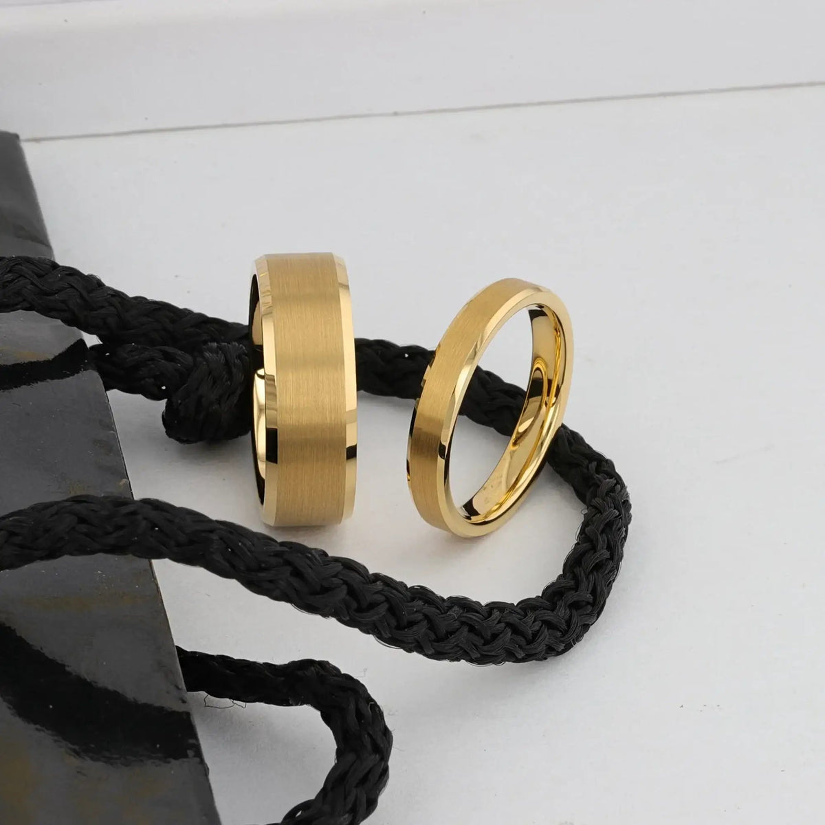 HONOR Gold-Plated Tungsten Beveled Edge Flat Ring with Brushed Center – 6mm & 8mm