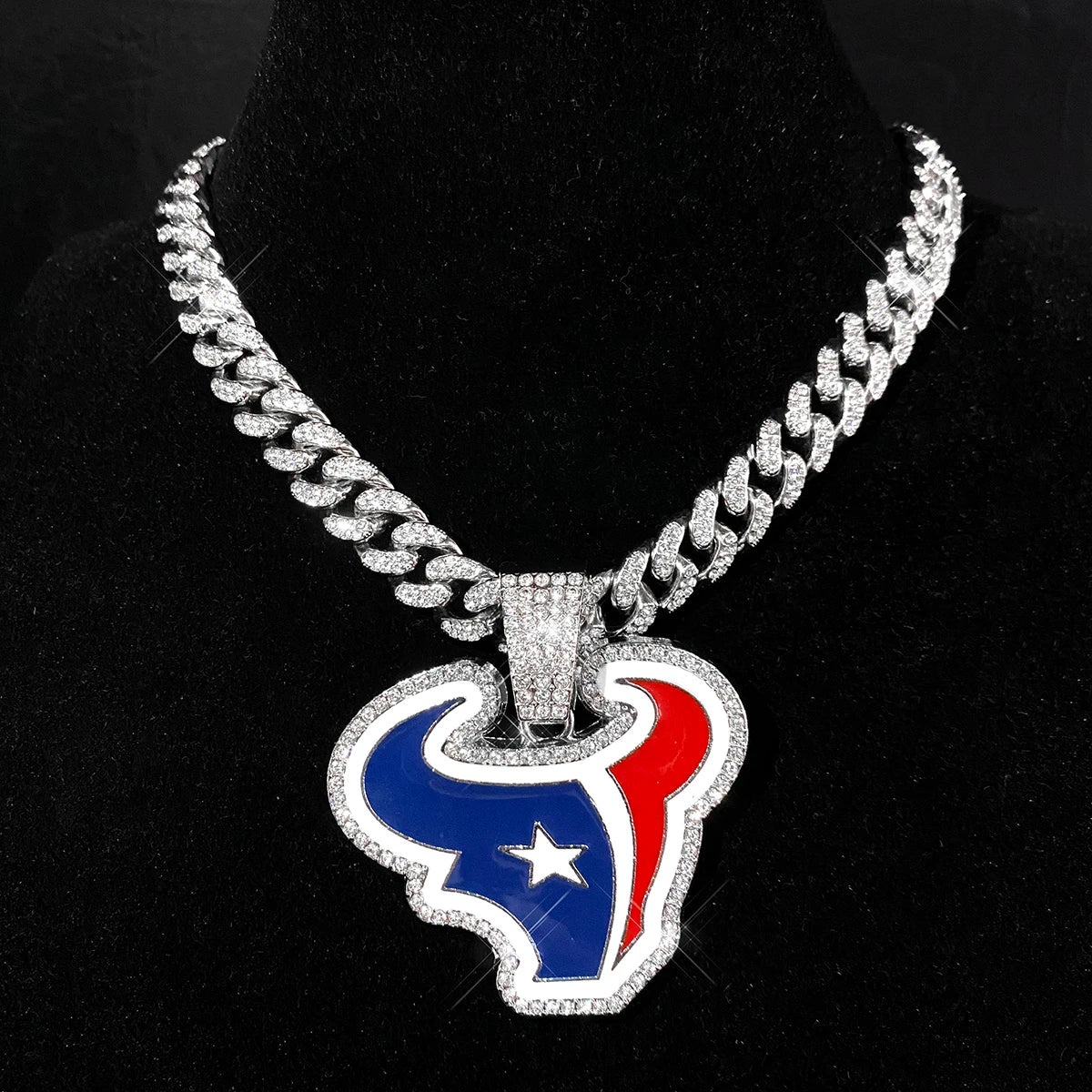 Sports LOGO Pendant Necklace with Iced Out Cuban Chains for Football Fans