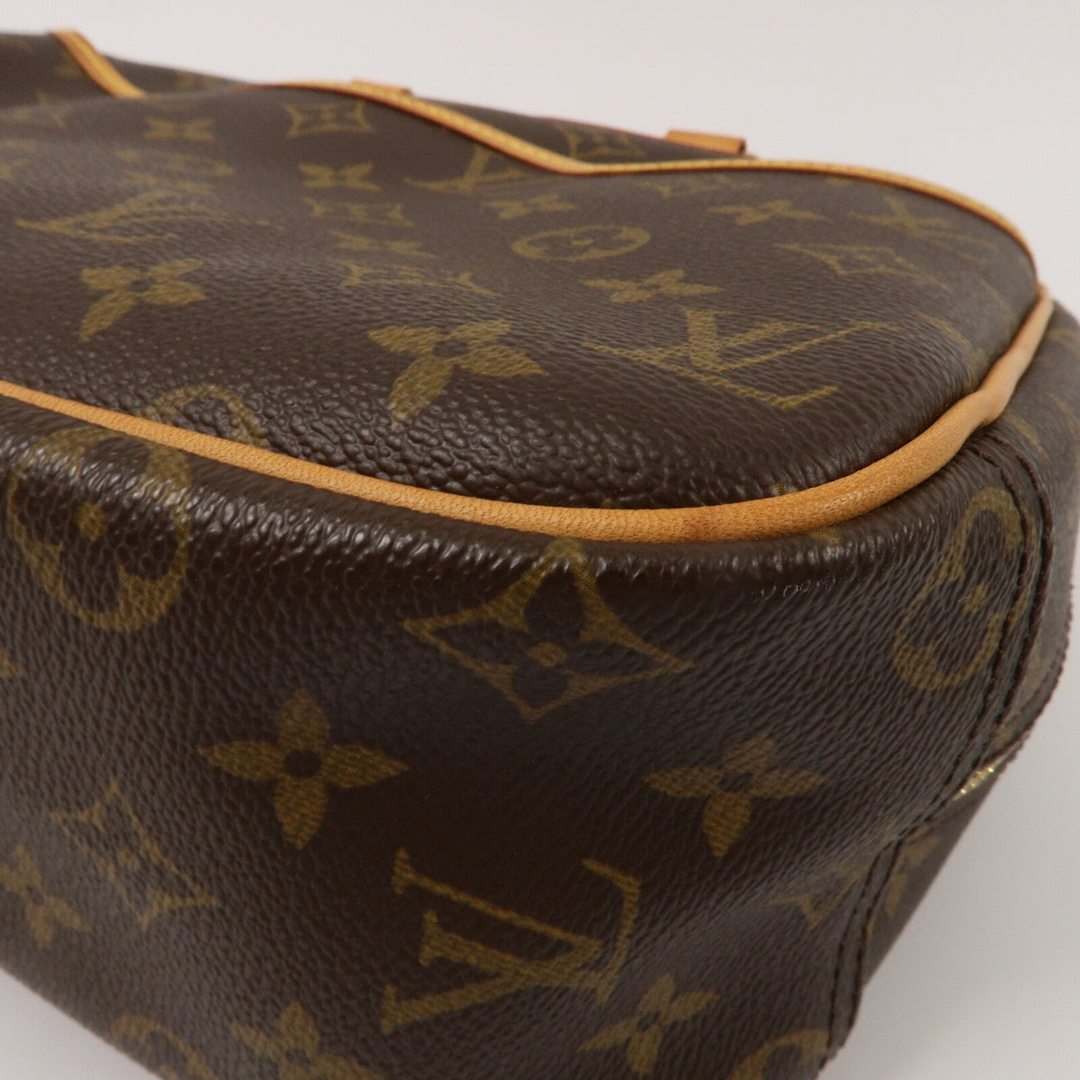 Louis Vuitton Trouville · Monogram
