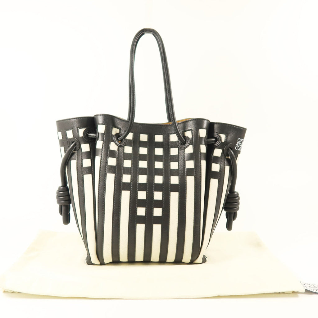 Loewe Flamenco Knot · Calfskin