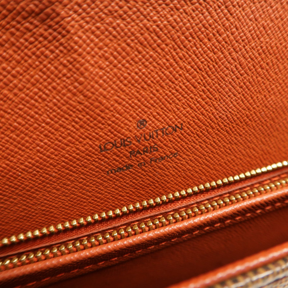 Louis Vuitton Tribeca Long · Damier Ebene