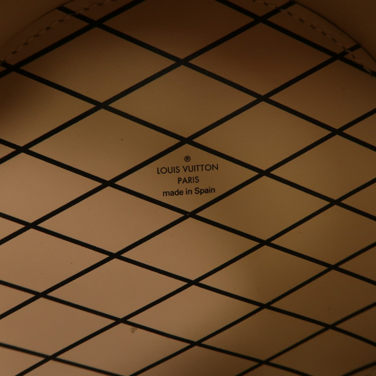 Louis Vuitton Mini Boîte Chapeau · Monogram