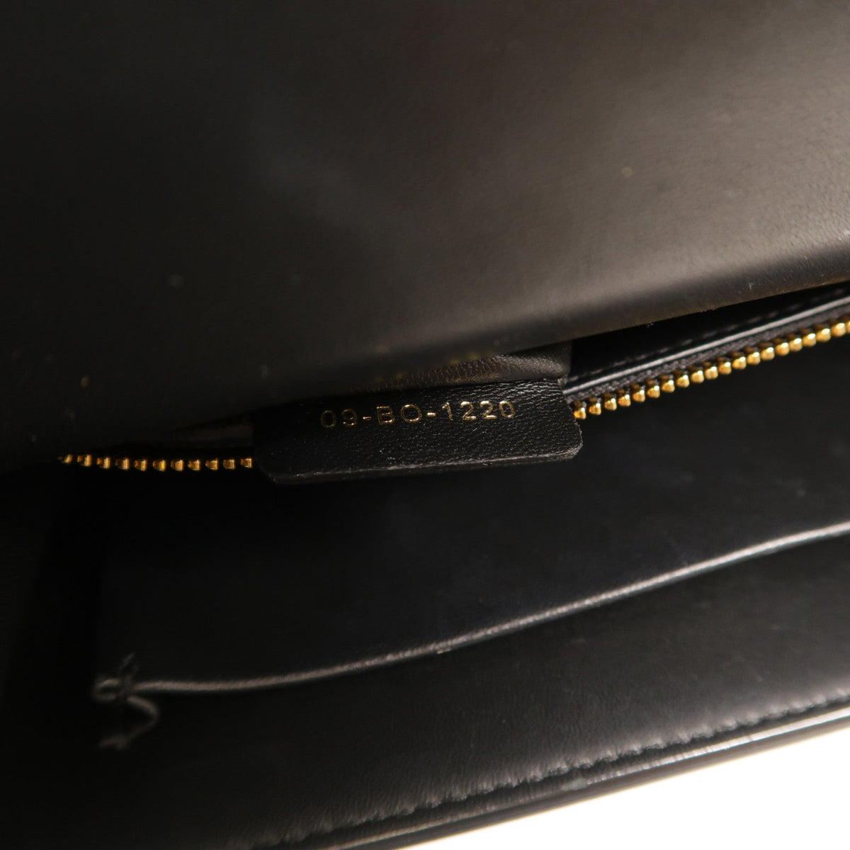 Dior Montaigne 30 · Calfskin