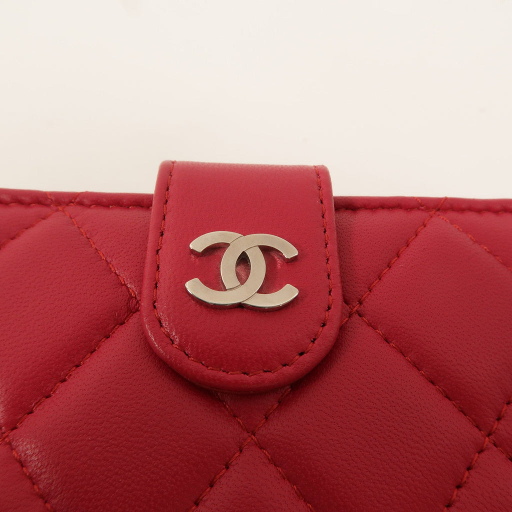 Chanel Classic · Lambskin Wallet