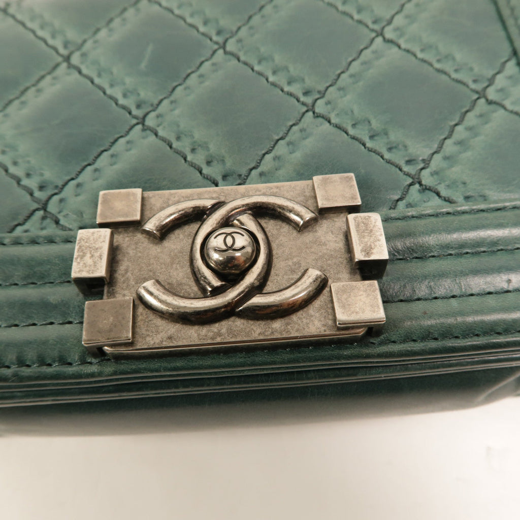 Chanel Boy 20 · Calfskin