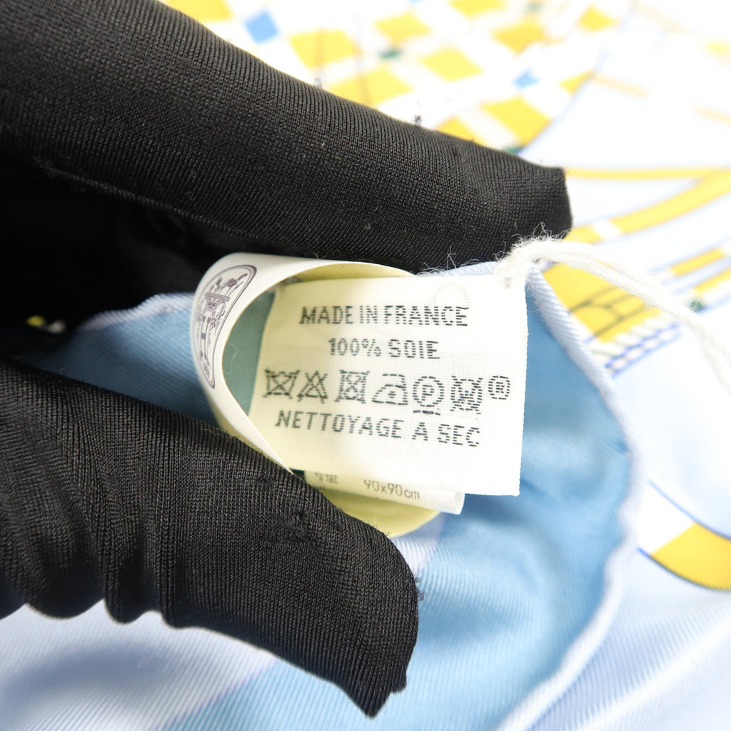 Hermès Silk Carré 90 · Azure
