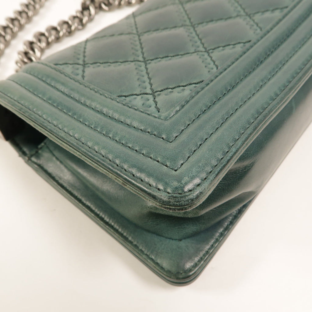Chanel Boy 20 · Calfskin
