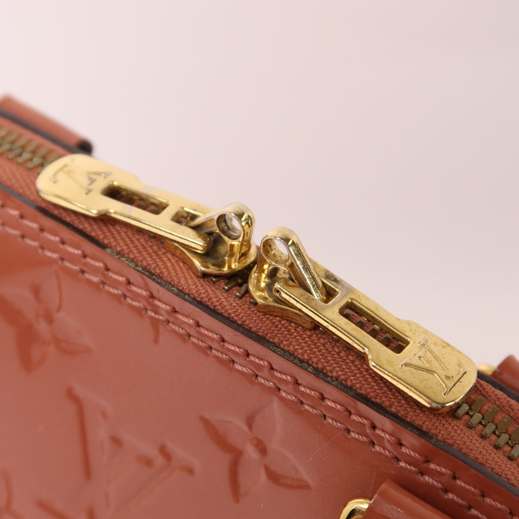 Louis Vuitton Alma BB · Monogram Vernis