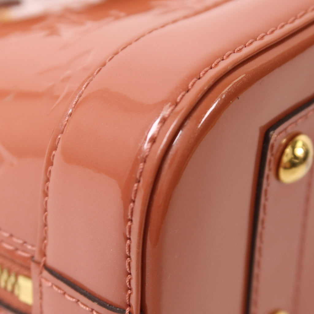 Louis Vuitton Alma BB · Monogram Vernis