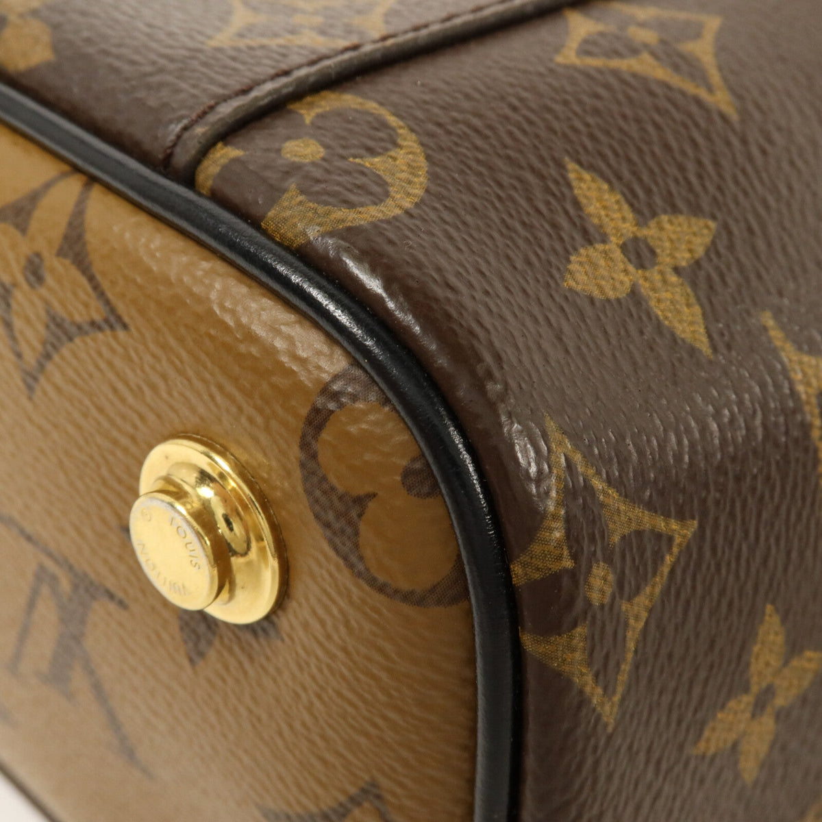 LOUIS VUITTON Vanity PM · Monogram Reverse