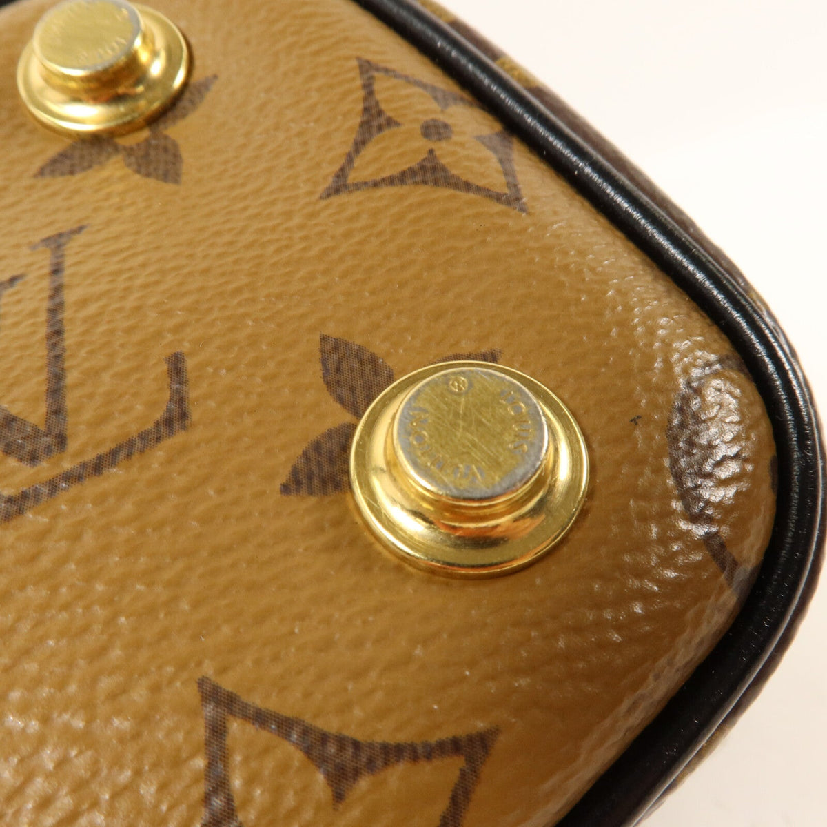 LOUIS VUITTON Vanity PM · Monogram Reverse