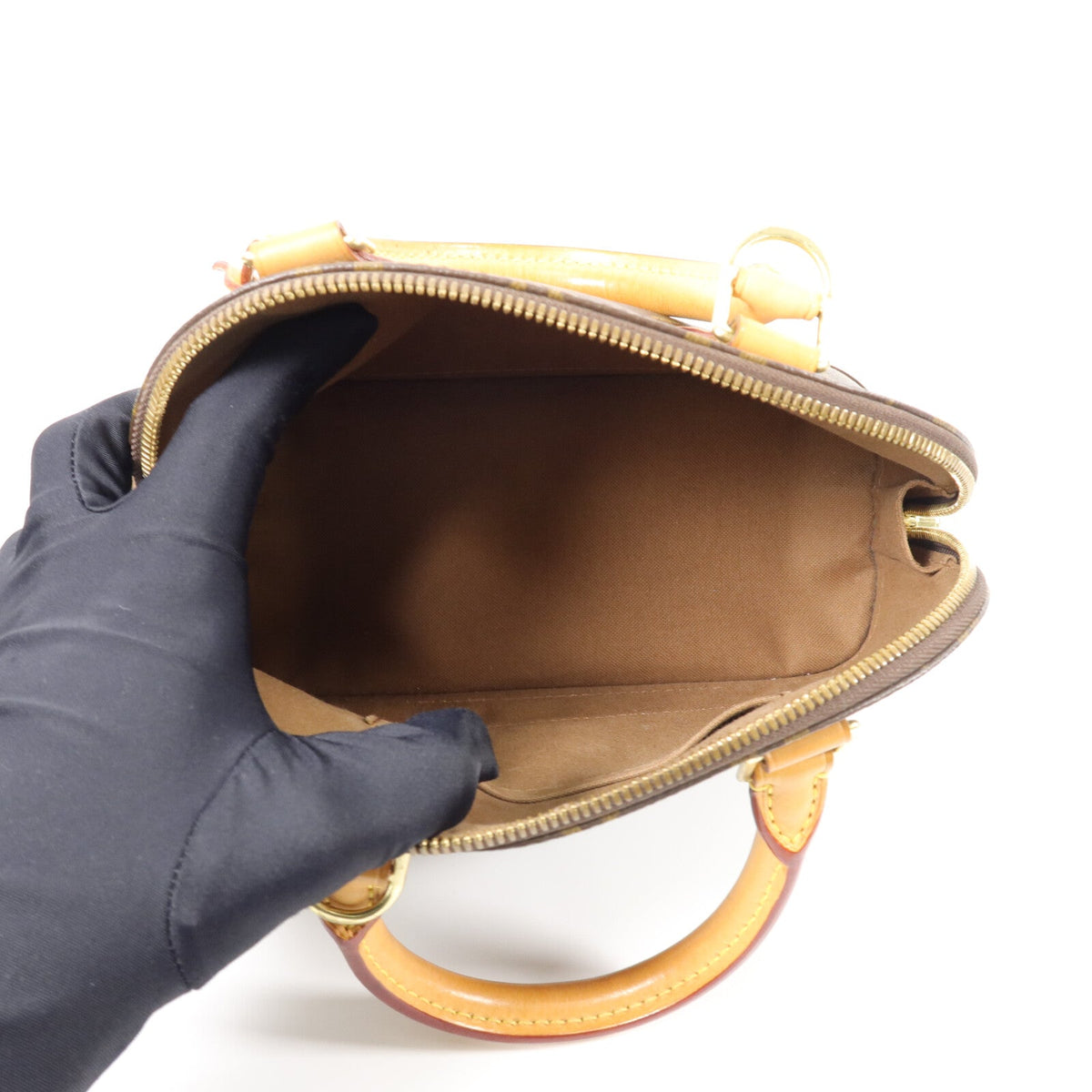 Louis Vuitton Alma BB · Monogram Canvas