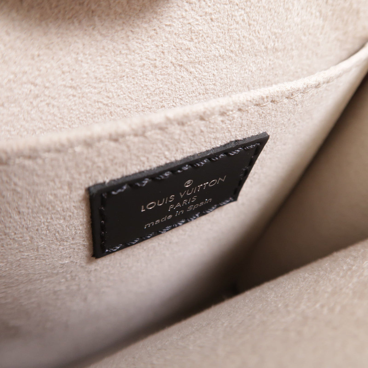 Louis Vuitton Petit Sac Plat · Epi Leather